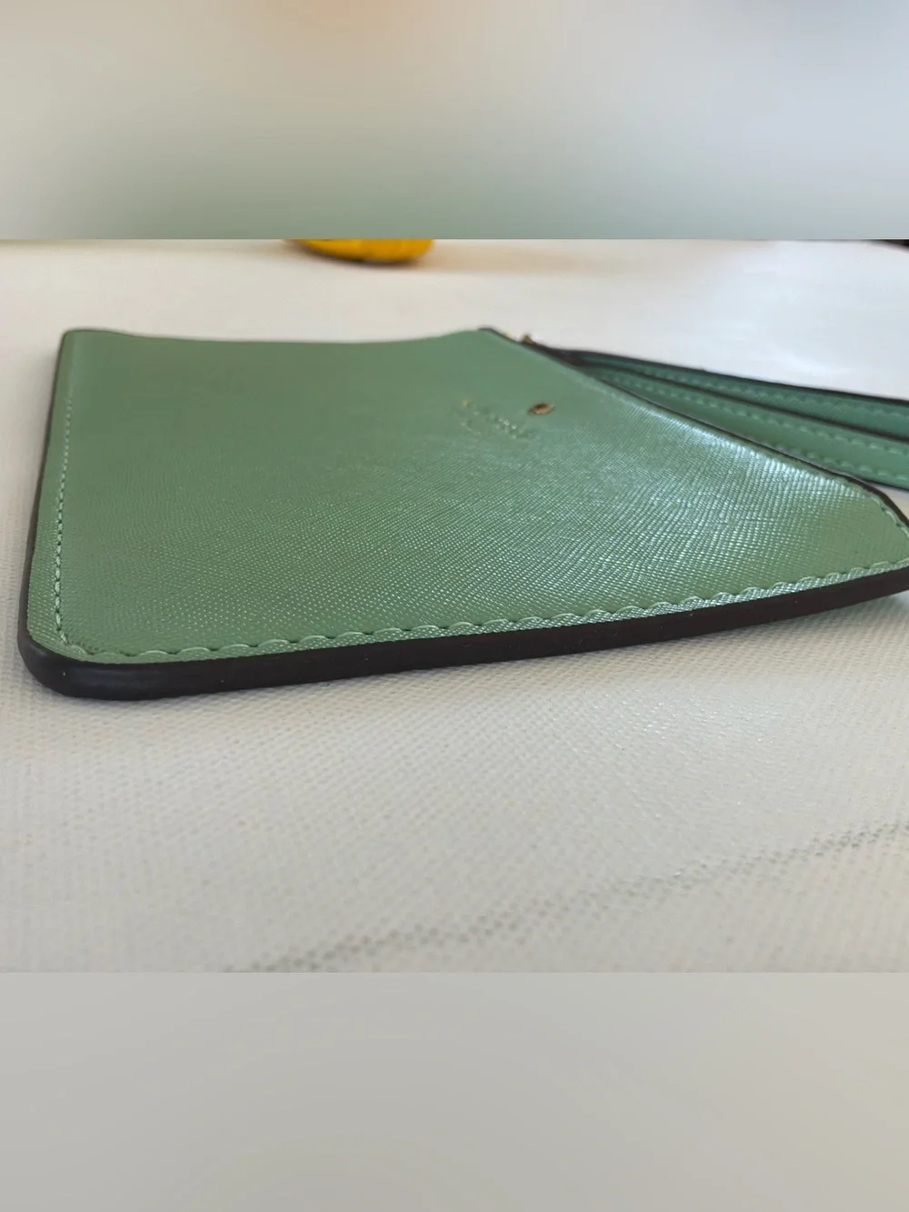 Kate Spade New York Mint Green Saffiano Leather Wristlet Pouch Wallet